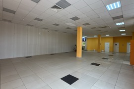Торговая площадь 158 м²